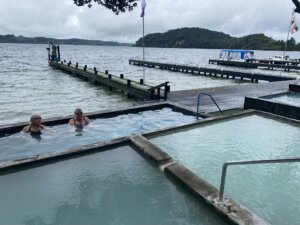 Rotoiti hotpools