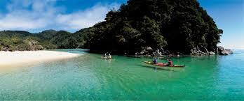 Women Kayak the Abel Tasman