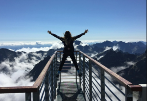 women-and-mountains